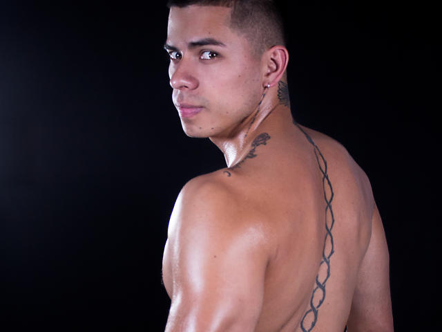 PaulSantos - Sexe cam en vivo - 22000845