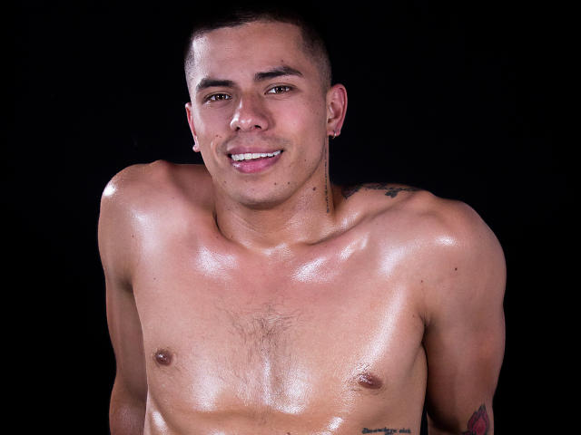 PaulSantos - Camera khiêu dâm &amp; quyến rũ trực tiếp - 22000857