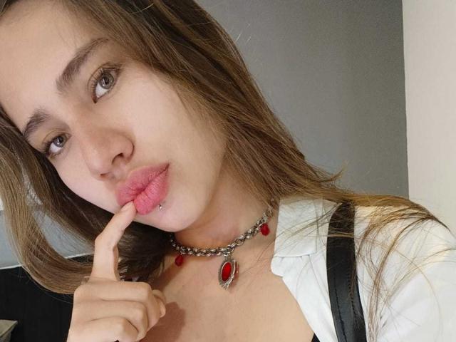 LillyJones - Live porn &amp; sex cam - 22001681