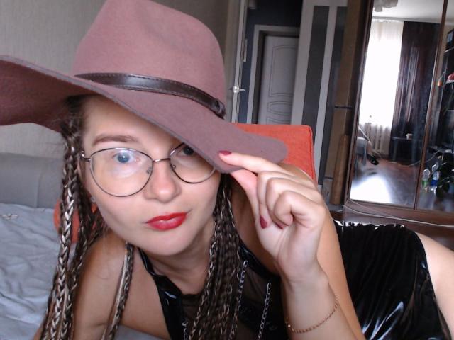 KiraGoldens - Sexe cam en vivo - 22003657