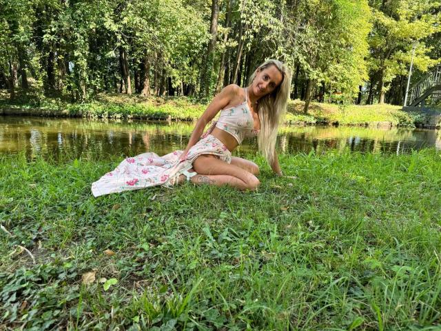 IsabelleEthan - פורנו בשידור חי ומצלמת סקס - 22003837