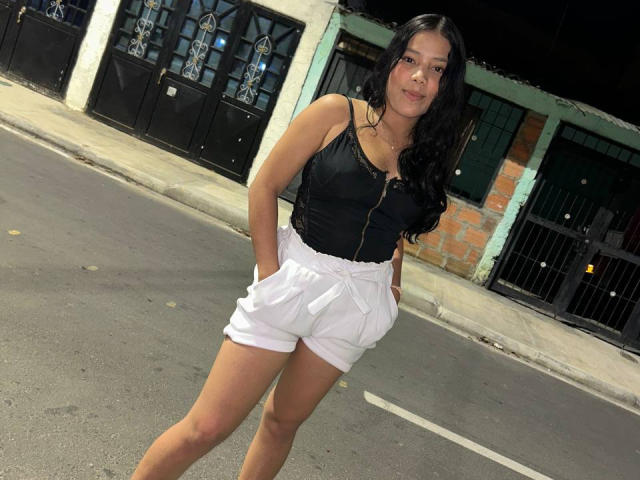 SalmaVitori - сексуальная веб-камера в реальном времени - 22006265