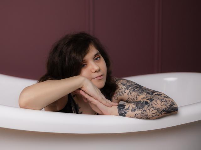 SnezhaTattoo - Sexe cam en vivo - 22007049