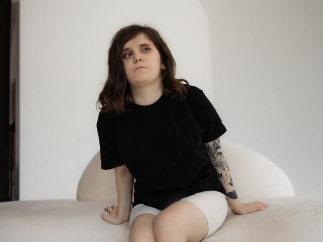 SnezhaTattoo - Live sex cam - 22007129