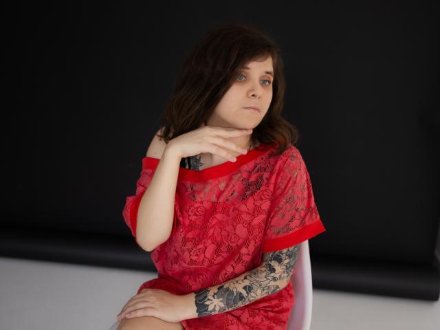 SnezhaTattoo - Live porn &amp; sex cam - 22007285