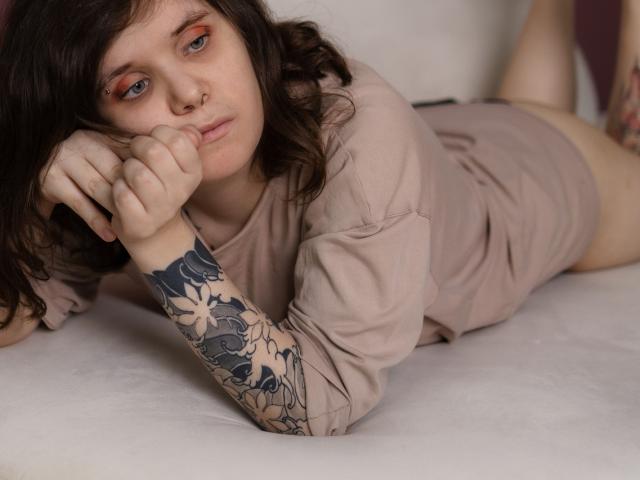 SnezhaTattoo - Live Sex Cam - 22007465