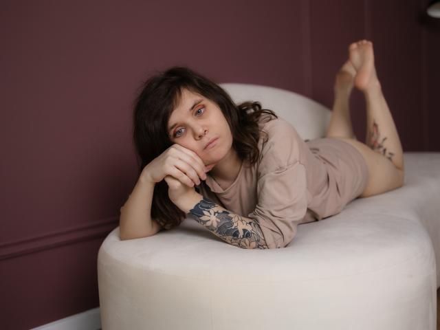 SnezhaTattoo - Live porn &amp; sex cam - 22007469