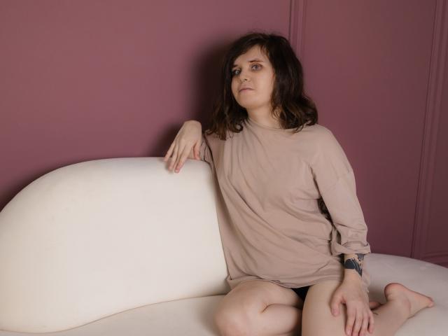 SnezhaTattoo - Live porn &amp; sex cam - 22007489