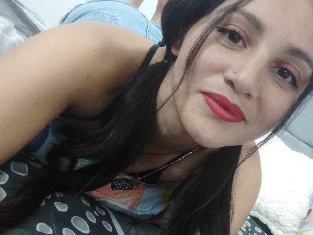 BellaCalderon - Live porn &amp; sex cam - 22011265