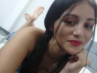 BellaCalderon - Live sex cam - 22011297