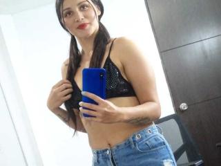 BellaCalderon - Sexe cam en vivo - 22011309