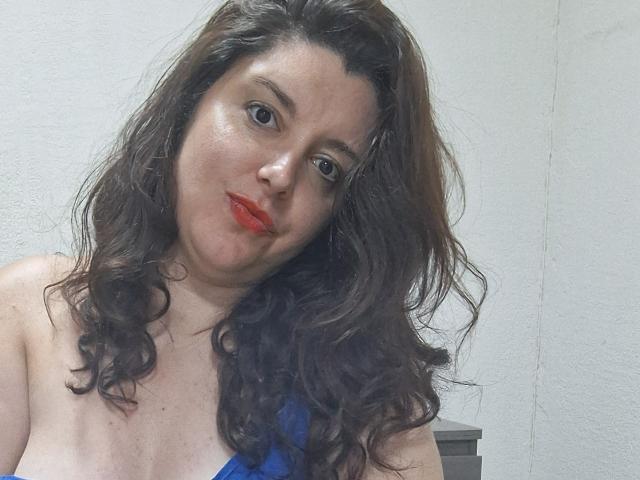 LaFrancaiseJessy - Live porn &amp; sex cam - 22012485