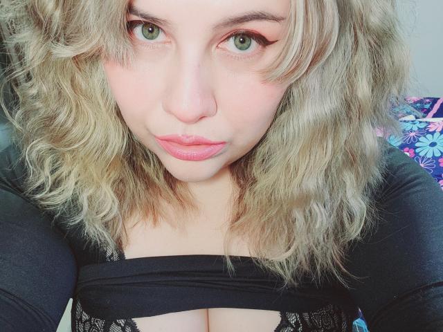 Akkanee - Live porn &amp; sex cam - 22014429