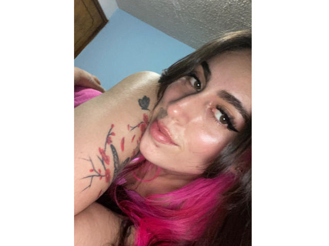 JazzeRusot - Porno na żywo i seks kamera - 22016109