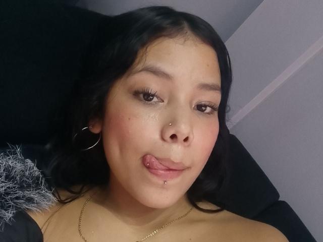 SalmaVitori - Live porn &amp; sex cam - 22017133