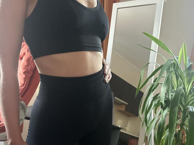 Stefanni - Live porn &amp; sex cam - 22023125