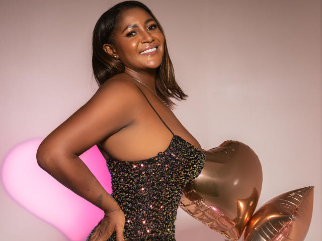 CristinaWillis - Live sex cam - 22027425