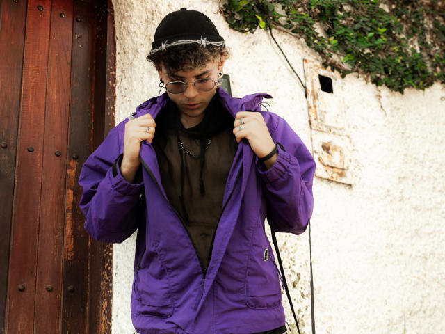 Mordekai - сексуальная веб-камера в реальном времени - 22033373