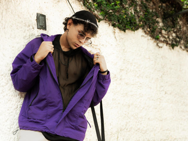 Mordekai - Live Sex Cam - 22033377