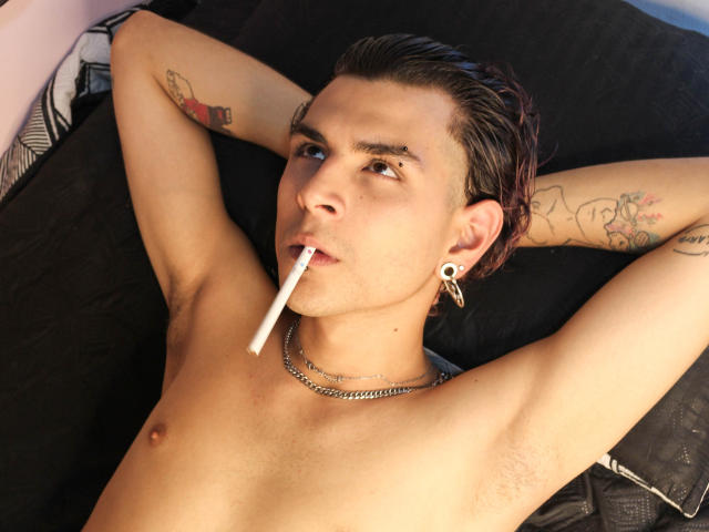 Mordekai - Sexe cam en vivo - 22033613