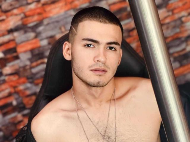 JeffFerreiro - Live porn &amp; sex cam - 22034393