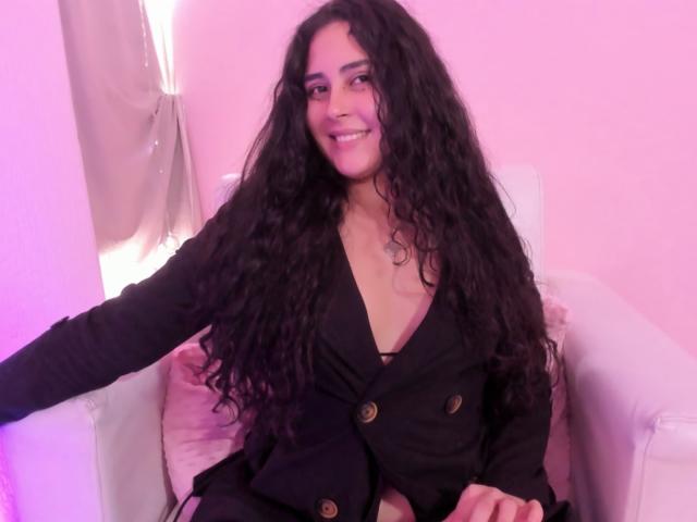 AleeneSaenz - ライブポルノ&amp;セックスカム - 22034821