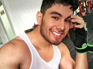 KevinAndres - Live porn &amp; sex cam - 22036845