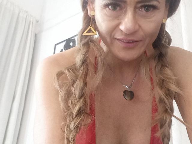 Maghenta - Live sex cam - 22040365