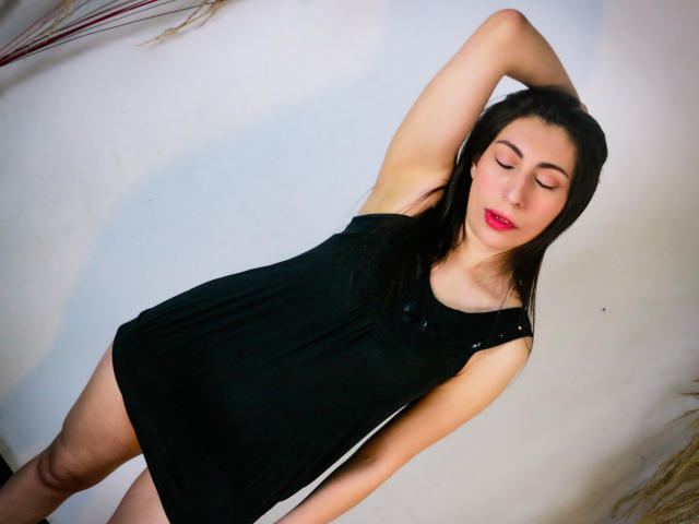 IsaGrace - Live porn &amp; sex cam - 22040865