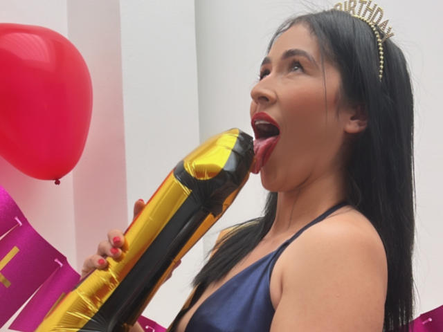 NicoColeman - Live porn &amp; sex cam - 22041033