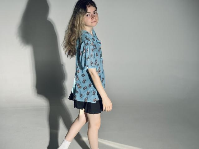 TinaRedly - Camera khiêu dâm &amp; quyến rũ trực tiếp - 22041313