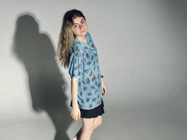 TinaRedly - Live porn &amp; sex cam - 22041401