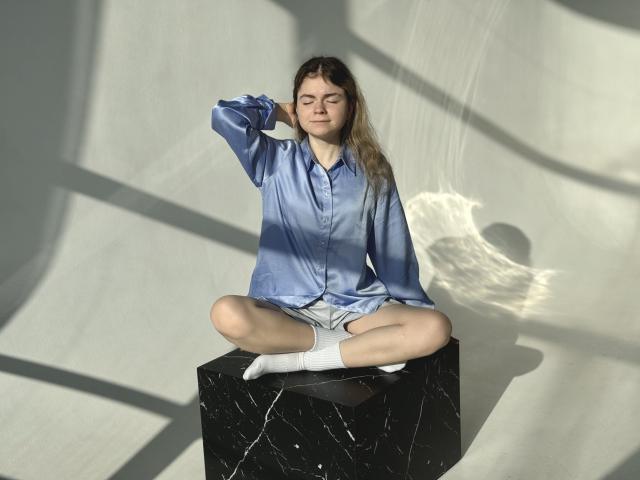 TinaRedly - Live porno og sexkamera - 22042245