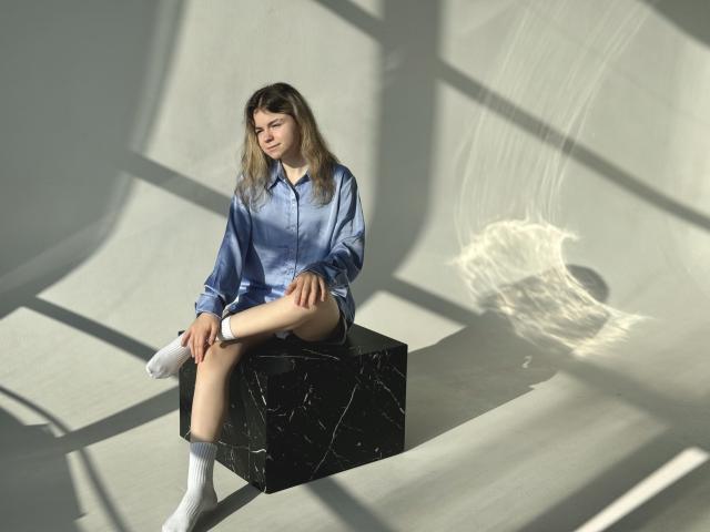 TinaRedly - Live sex cam - 22042309