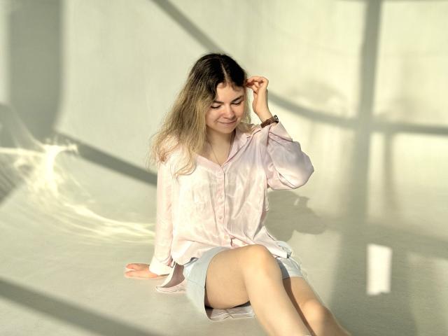 TinaRedly - Live porn &amp; sex cam - 22042361