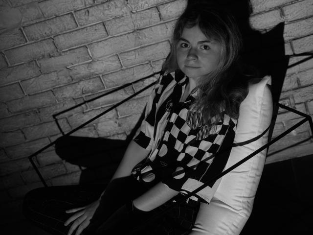 TinaRedly - Live porn &amp; sex cam - 22042997