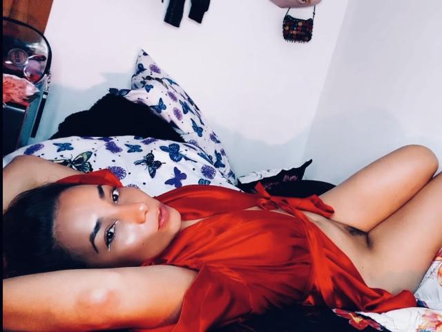 AmberDemons - פורנו בשידור חי ומצלמת סקס - 22046469