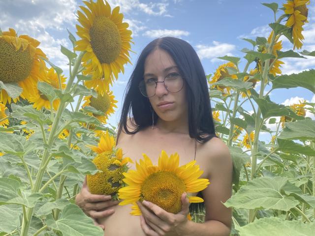 AlianaGracee - Live porn &amp; sex cam - 22049121