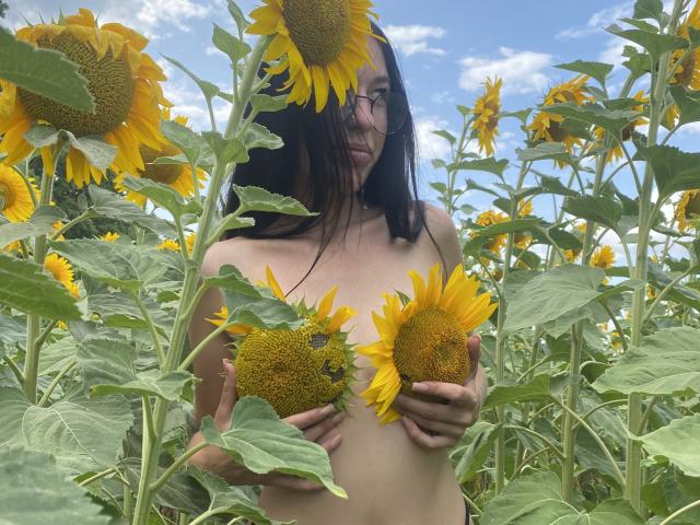 AlianaGracee - Live porn &amp; sex cam - 22049129