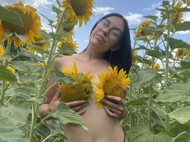 AlianaGracee - ライブポルノ&amp;セックスカム - 22049133