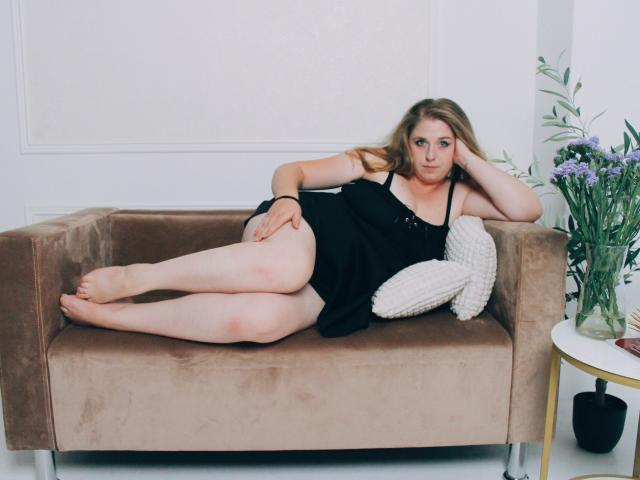 JessikaDaniels - Live porn &amp; sex cam - 22053101