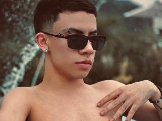 AaronBlink - Live porno og sexkamera - 22053353