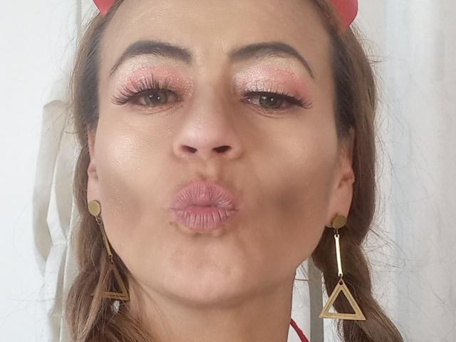 Maghenta - Camera khiêu dâm &amp; quyến rũ trực tiếp - 22054625