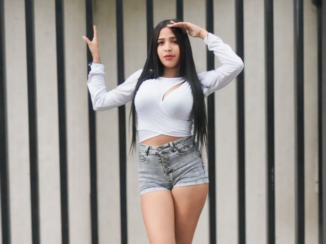 GeraldineArias - Camera khiêu dâm &amp; quyến rũ trực tiếp - 22056045