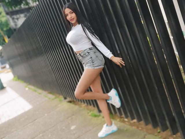 GeraldineArias - Live porn &amp; sex cam - 22056097