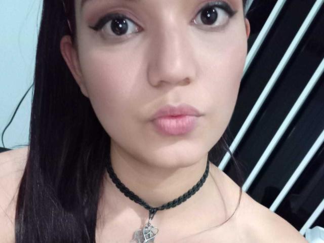 AriaLeenn - Élő pornó és szexkamera - 22058469