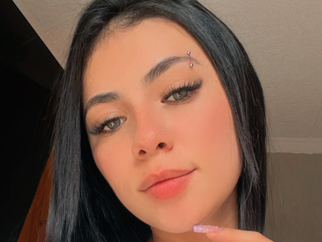 AnnieC - Live porn &amp; sex cam - 22058929