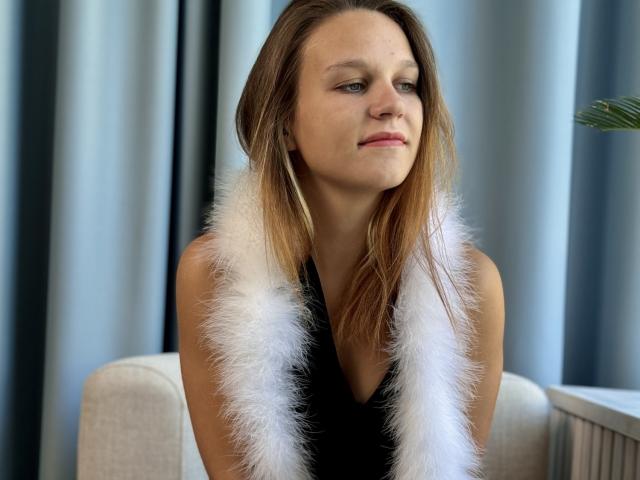 LexyVrign - Live porn &amp; sex cam - 22061037