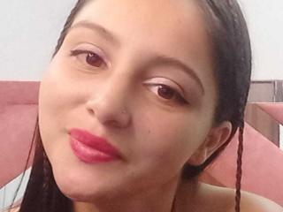 BellaCalderon - Live porn &amp; sex cam - 22064833