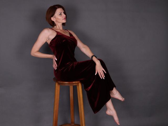 LisaTreds - פורנו בשידור חי ומצלמת סקס - 22068677